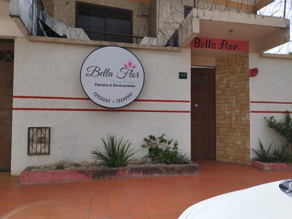 Cartel de Bella Flor Florería & Decoraciones.