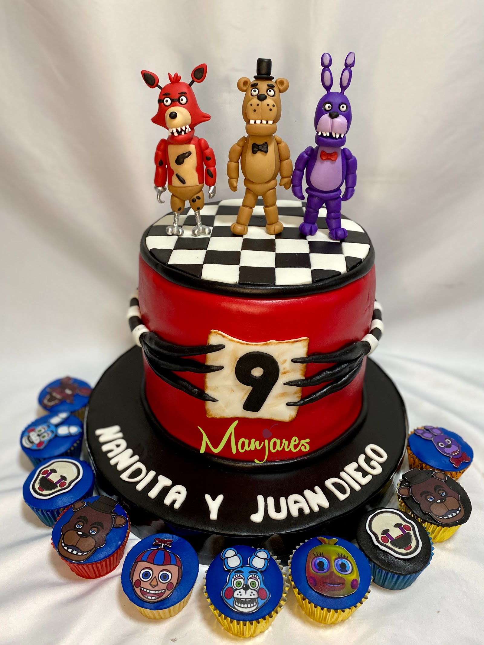 Torta por encargo de Manjares Pastelería
