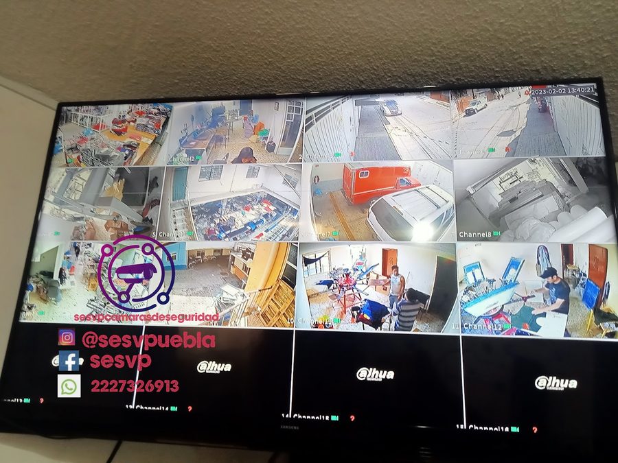 Sistema de videovigilancia SESVP funcionando en un monitor multicanal